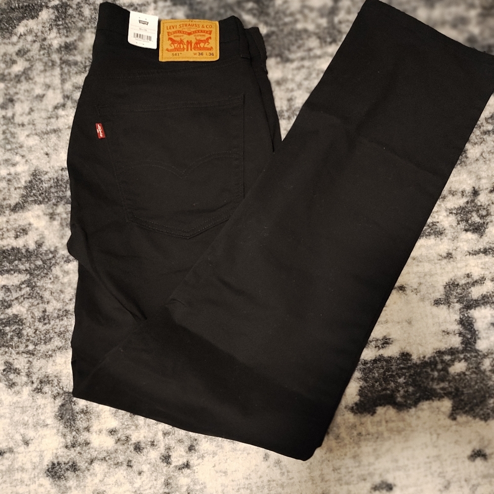 Levi's Men's Jet Black Straight Jeans